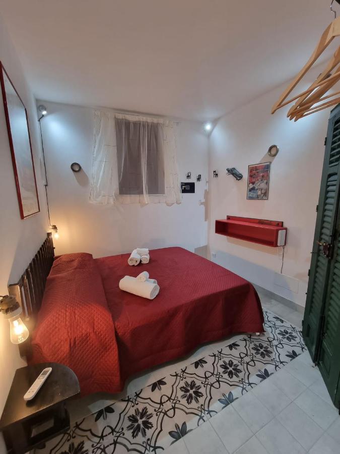 Casa Viotti Le Fuoriserie Палермо Екстериор снимка
