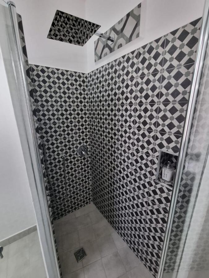 Casa Viotti Le Fuoriserie Палермо Екстериор снимка